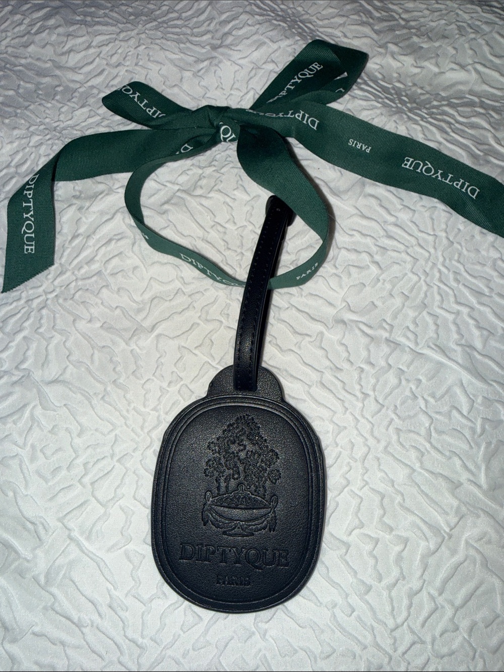 Diptyque Black Leather Luggage Tag with logo Green Ribbon